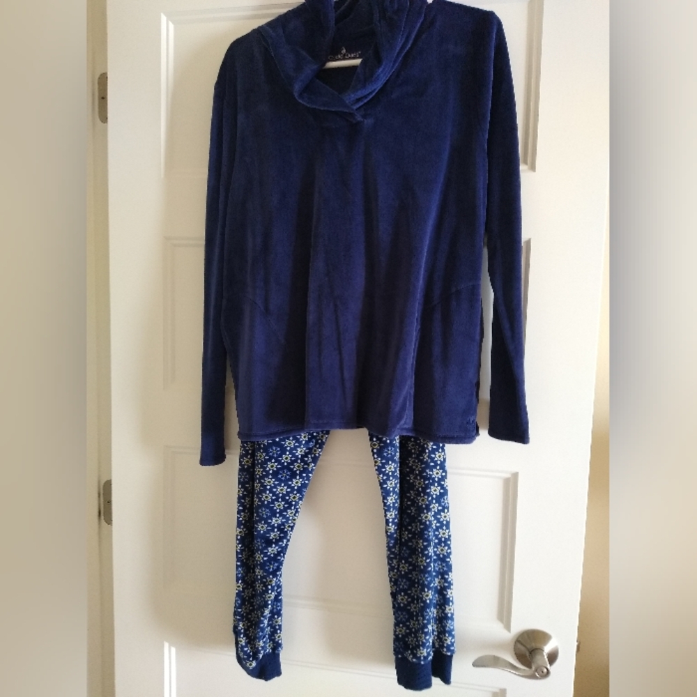 Cuddle Duds Lounge Set
